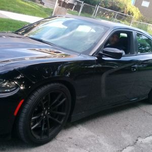 Meet your Posher, Deandre